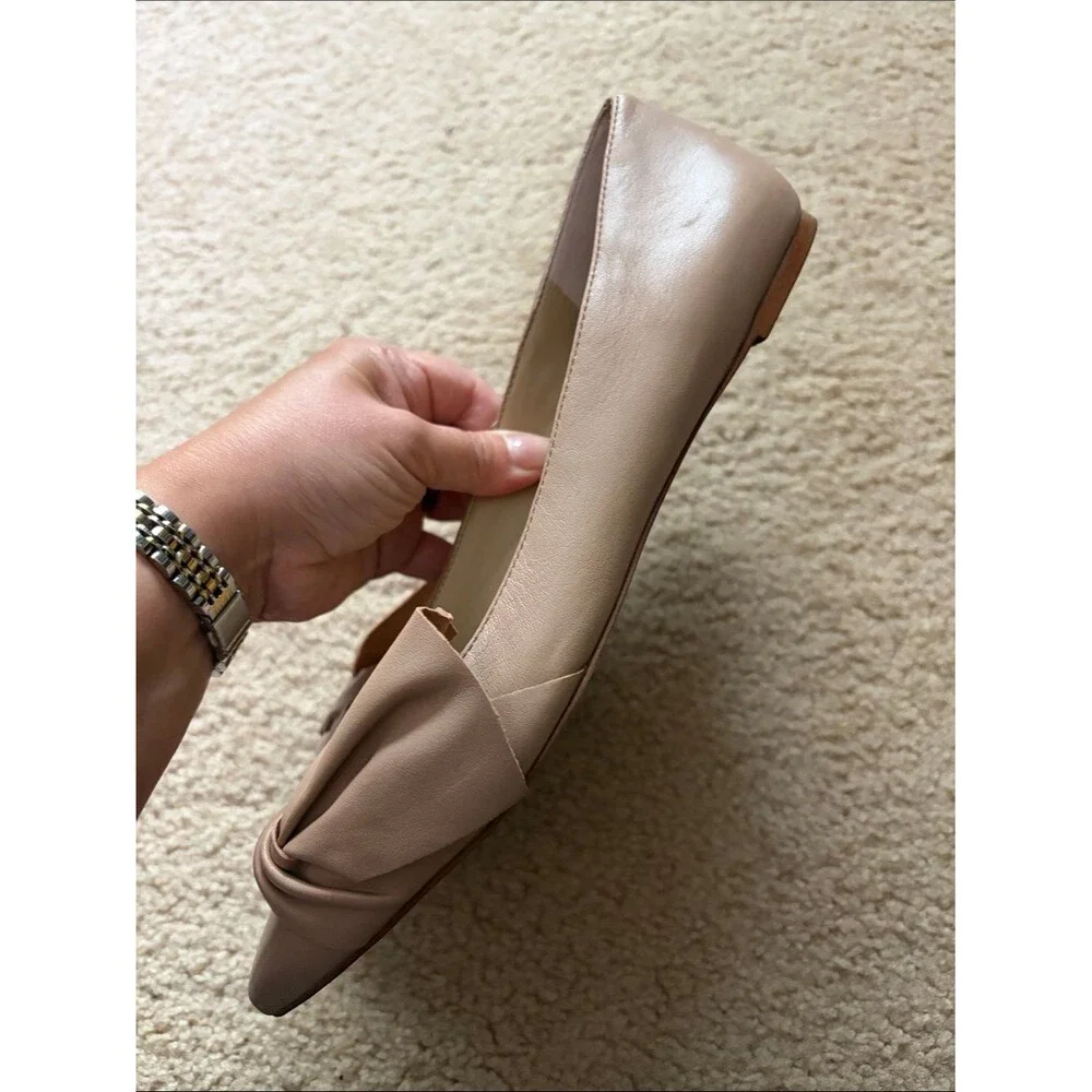 Ann Taylor Neutral Beige Pointed Toe Ballet Flat Bow Accent Sz 8